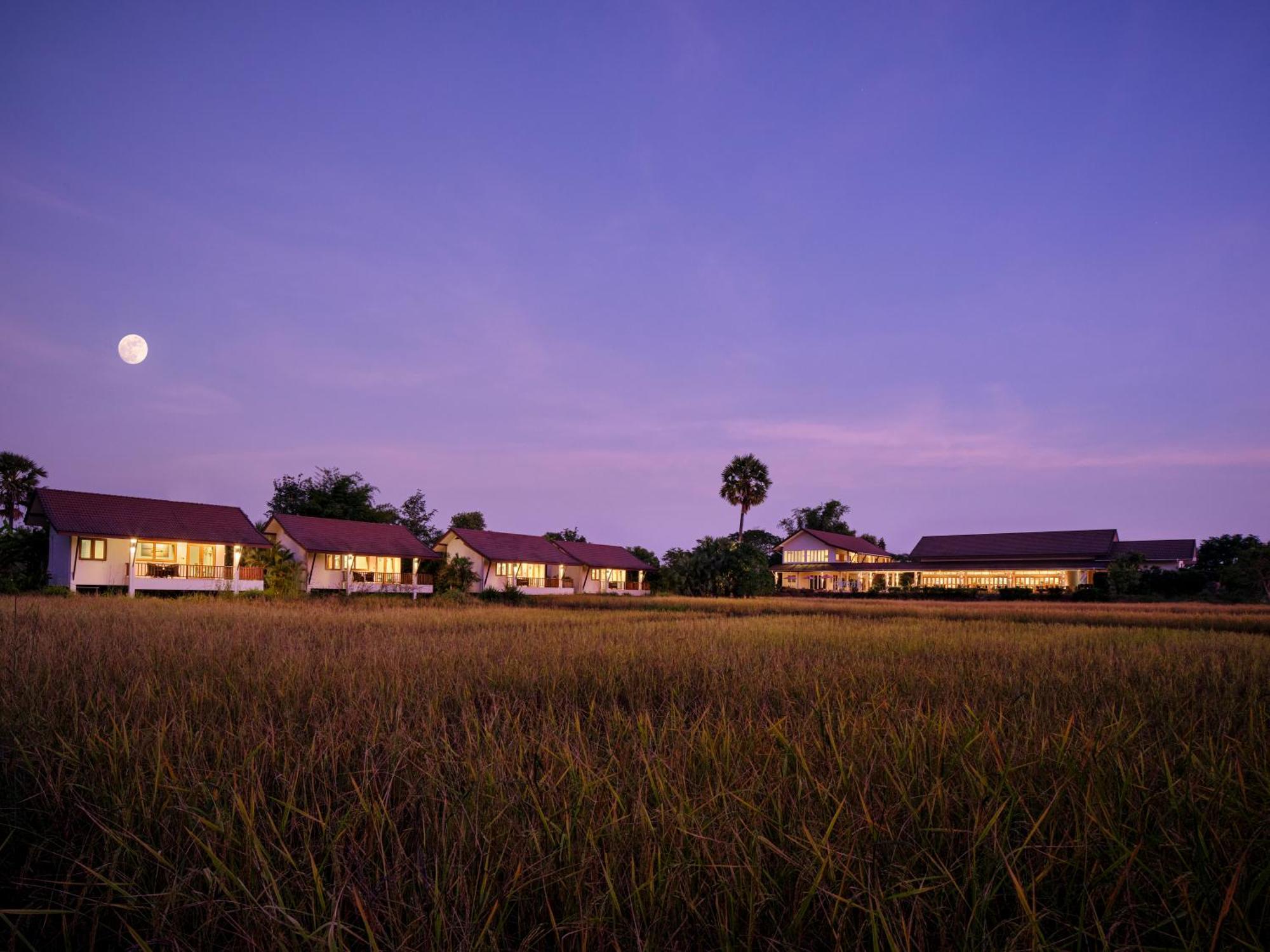 Pimali Resort & Training Centre Nong Khai Ngoại thất bức ảnh
